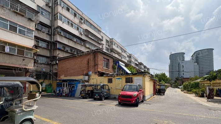 铁四局家属院外景图