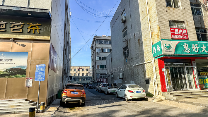 长清银河商厦综合楼外景图