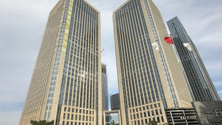 一方金融广场外景图