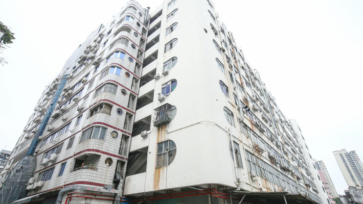 中深石化大厦外景图