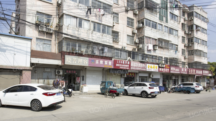 千禧山庄外景图