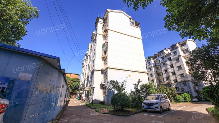 春晖园一区外景图