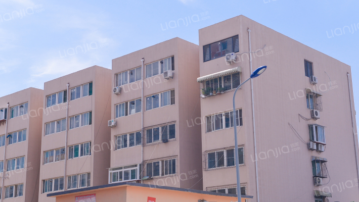 市直工委宿舍外景图