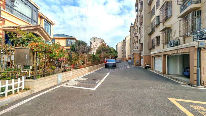 藕苑新村外景图