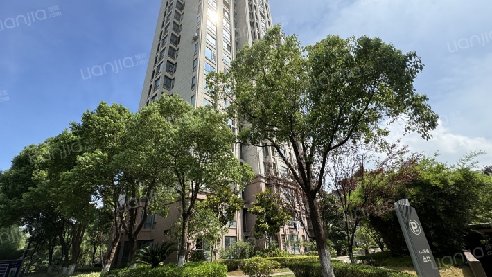 东港滨河花苑外景图