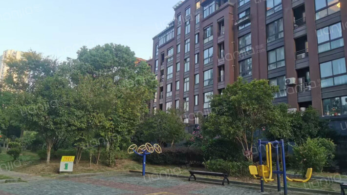 褐石公馆外景图