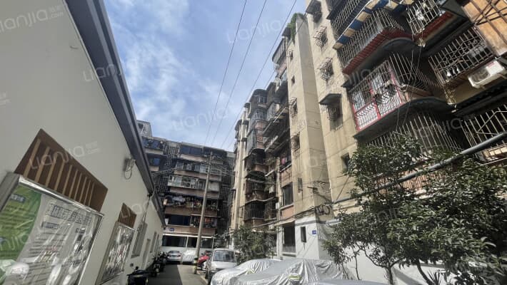 外化成五里墩中一巷11号外景图