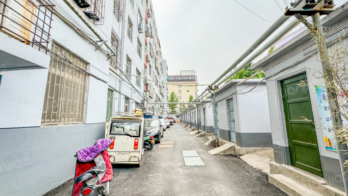 国泰拖拉机厂宿舍外景图