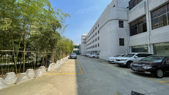 西北饭店家属院外景图