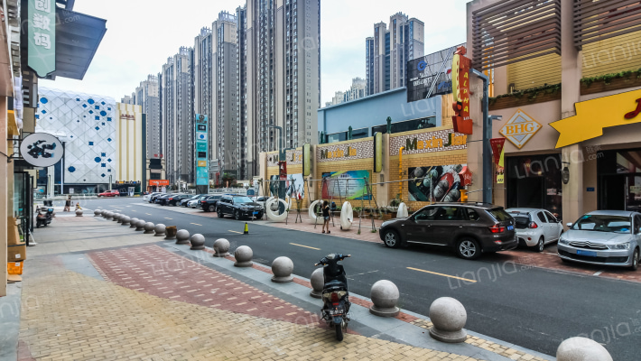 春江中心外景图