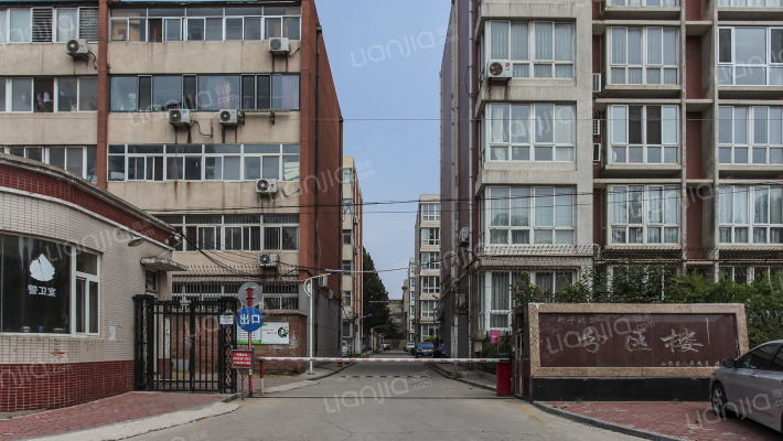 新华北里分区楼外景图