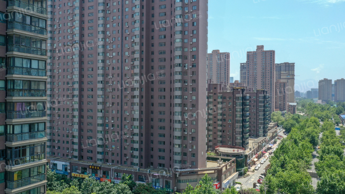 城市风景夏日景色一期外景图