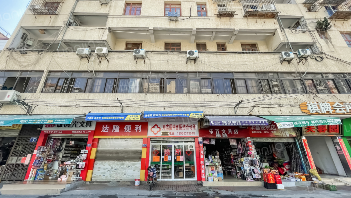 工商银行单位宿舍外景图