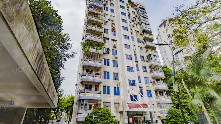 江滨公寓外景图