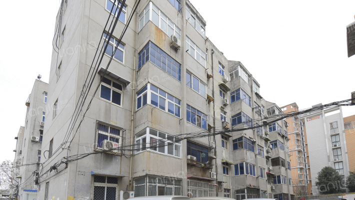 第一橡胶厂家属院外景图