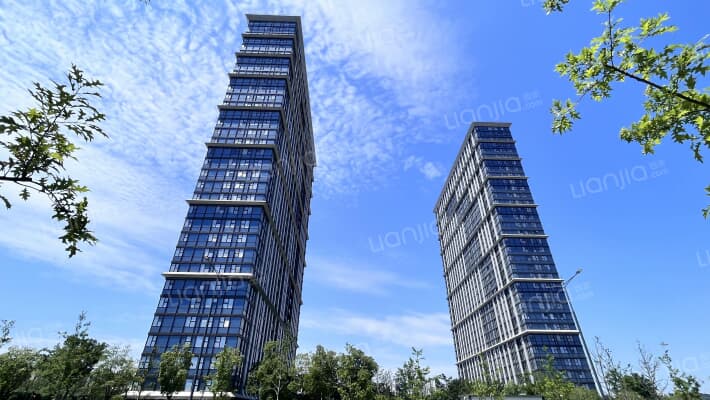 嘉骏峰庭外景图