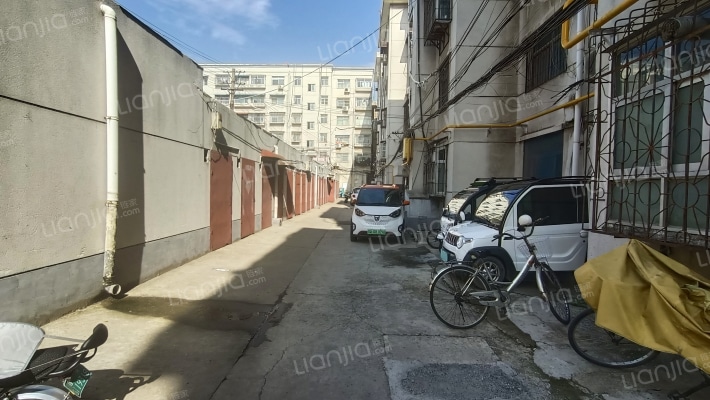 测绘院家属院南小区外景图