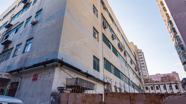 星期天公寓外景图