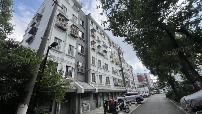 清洁路散盘外景图