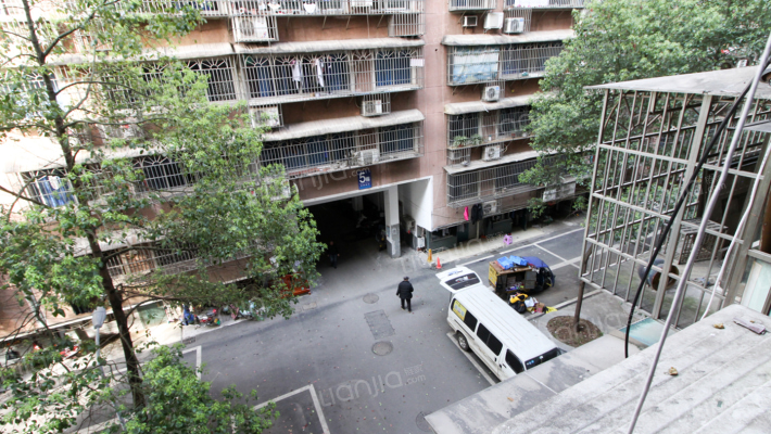 学院新村外景图