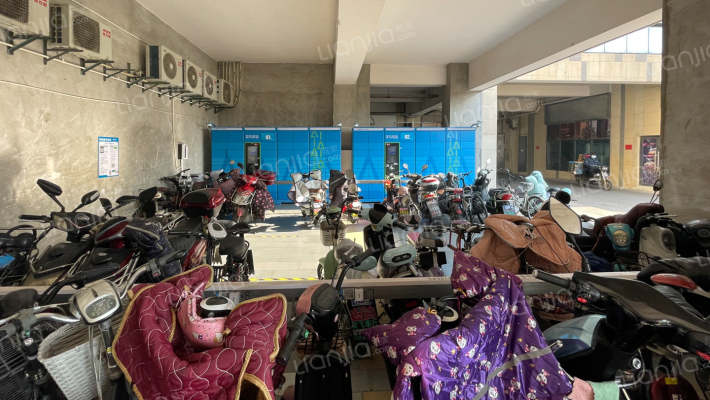 海伦广场外景图