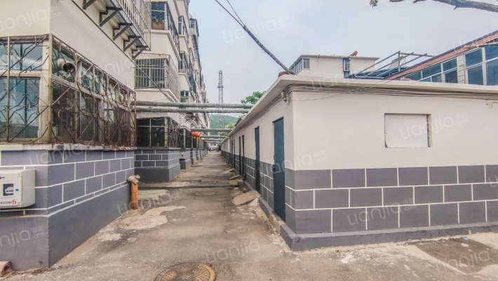 铁路新村小区外景图