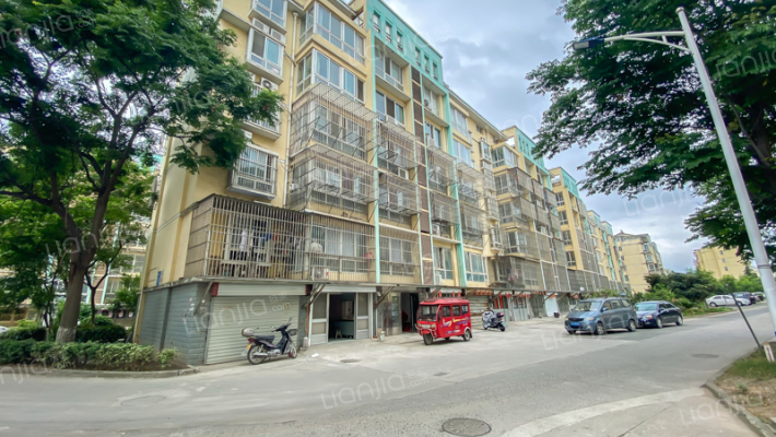 春江花苑四区外景图