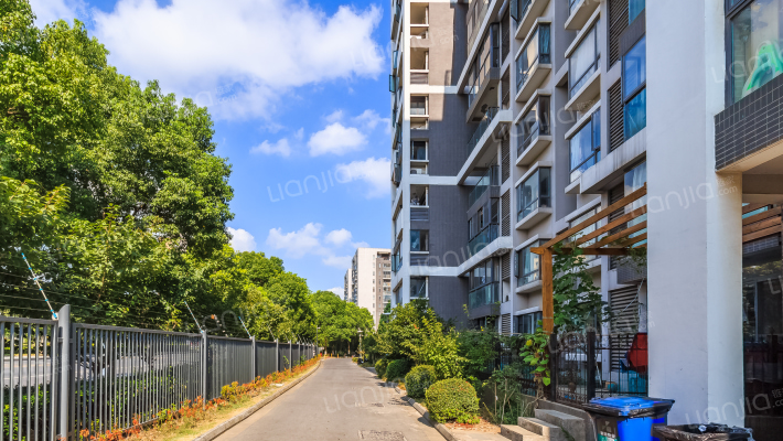 青山绿庭二区外景图