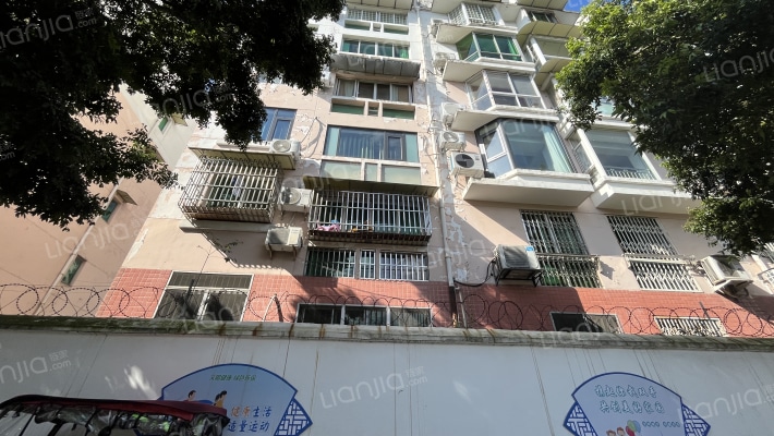 景环路89号院外景图