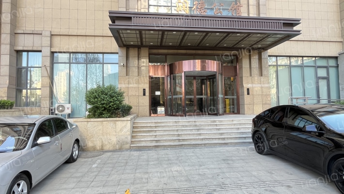 润德中心外景图