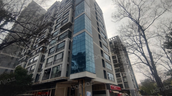 都市名典外景图