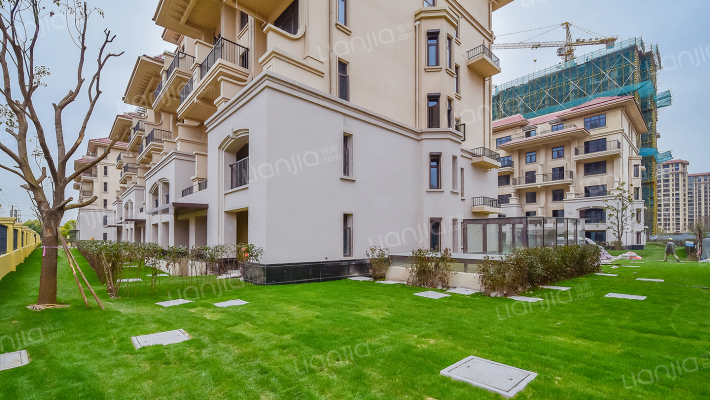 雨润星雨华府南区外景图