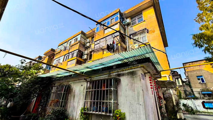 物资局宿舍外景图