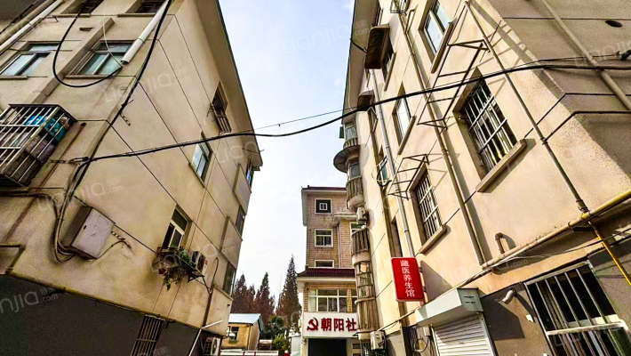 黄河路37号外景图