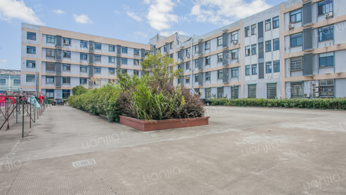 下应过渡小区外景图