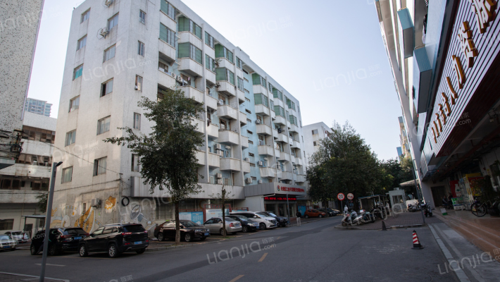 加工区生活区外景图