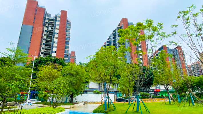 时代糖果一期外景图