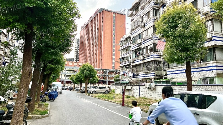 莲花新村外景图