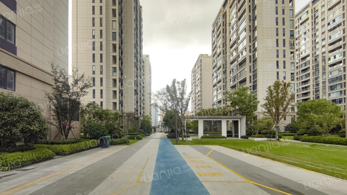 中梁九合名邸外景图