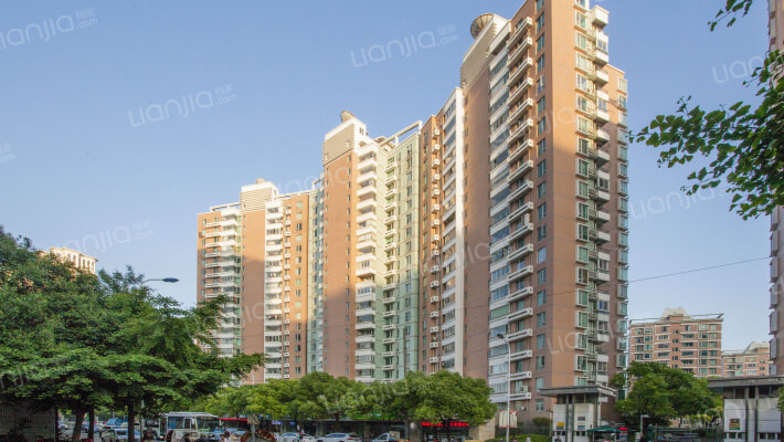 天安花园外景图