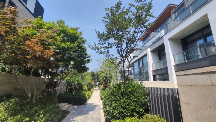 海信依云小镇罗曼外景图