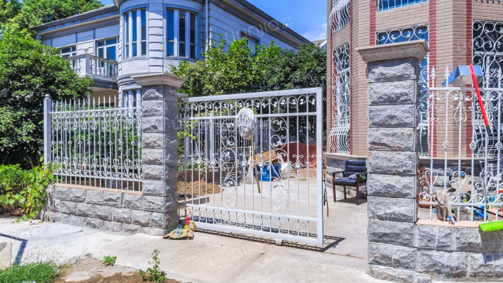 聆湖别苑外景图