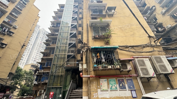 小龙坎正街290号附3号外景图