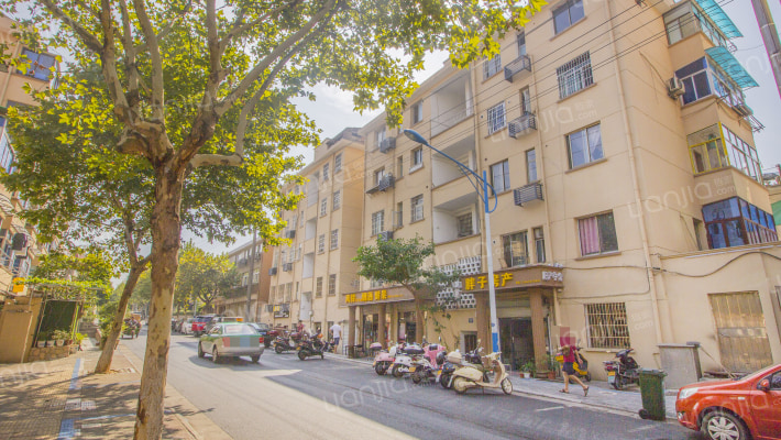 杨思岭路177号外景图