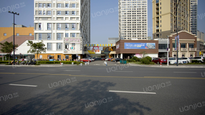 万达银座外景图