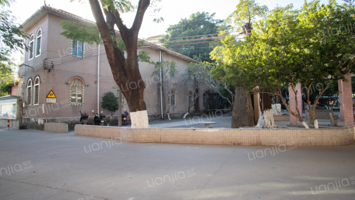 江尾头小区外景图