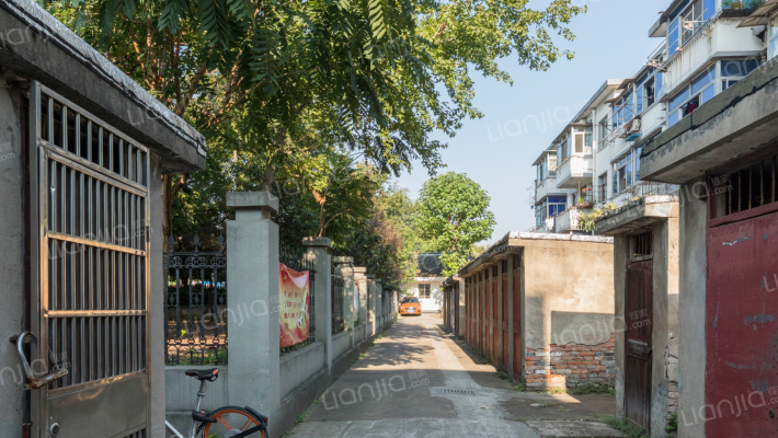 绍鋼新村一村外景图