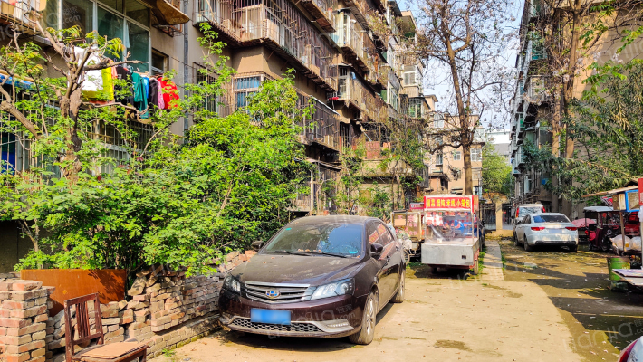 陕西省五金交电家属院外景图