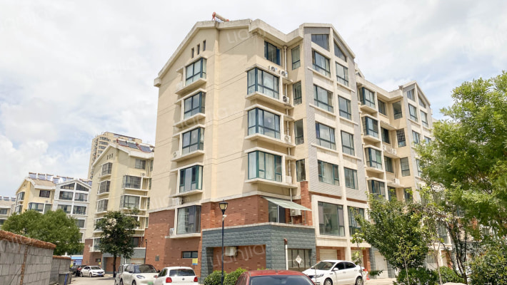 铂金水岸外景图