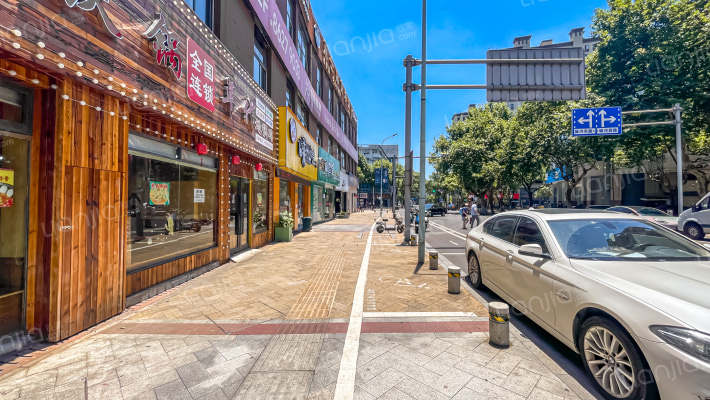 翰林国际公寓外景图